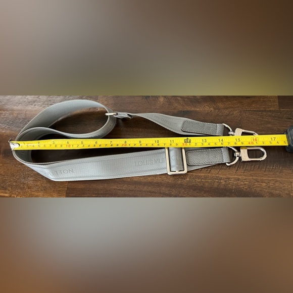 Authentic Louis Vuitton Crossbody/Shoulder Strap in Gray with Silver Hardware - Picture 9 of 10